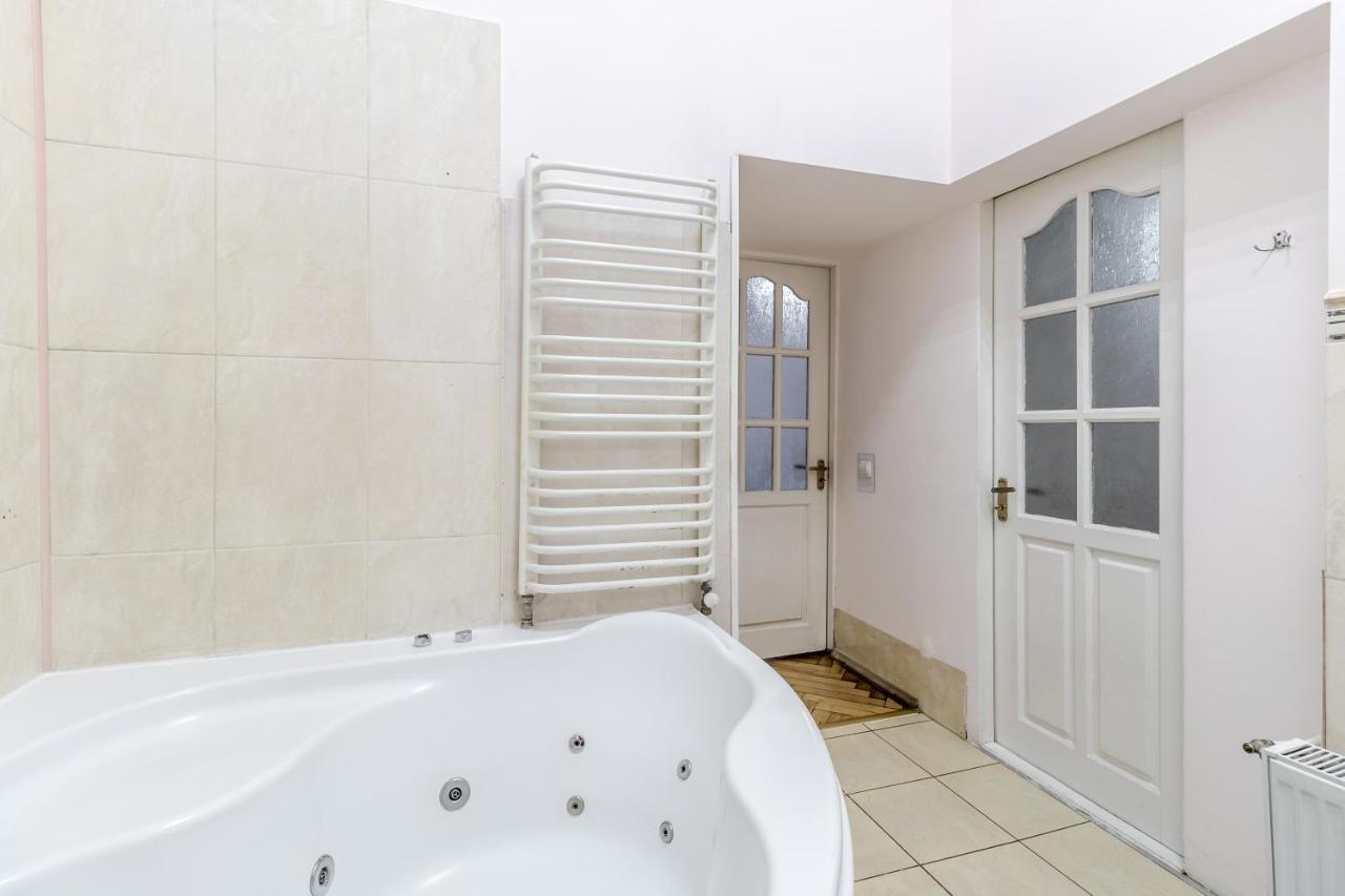 Striltsiv Apartment Lvov Exteriér fotografie